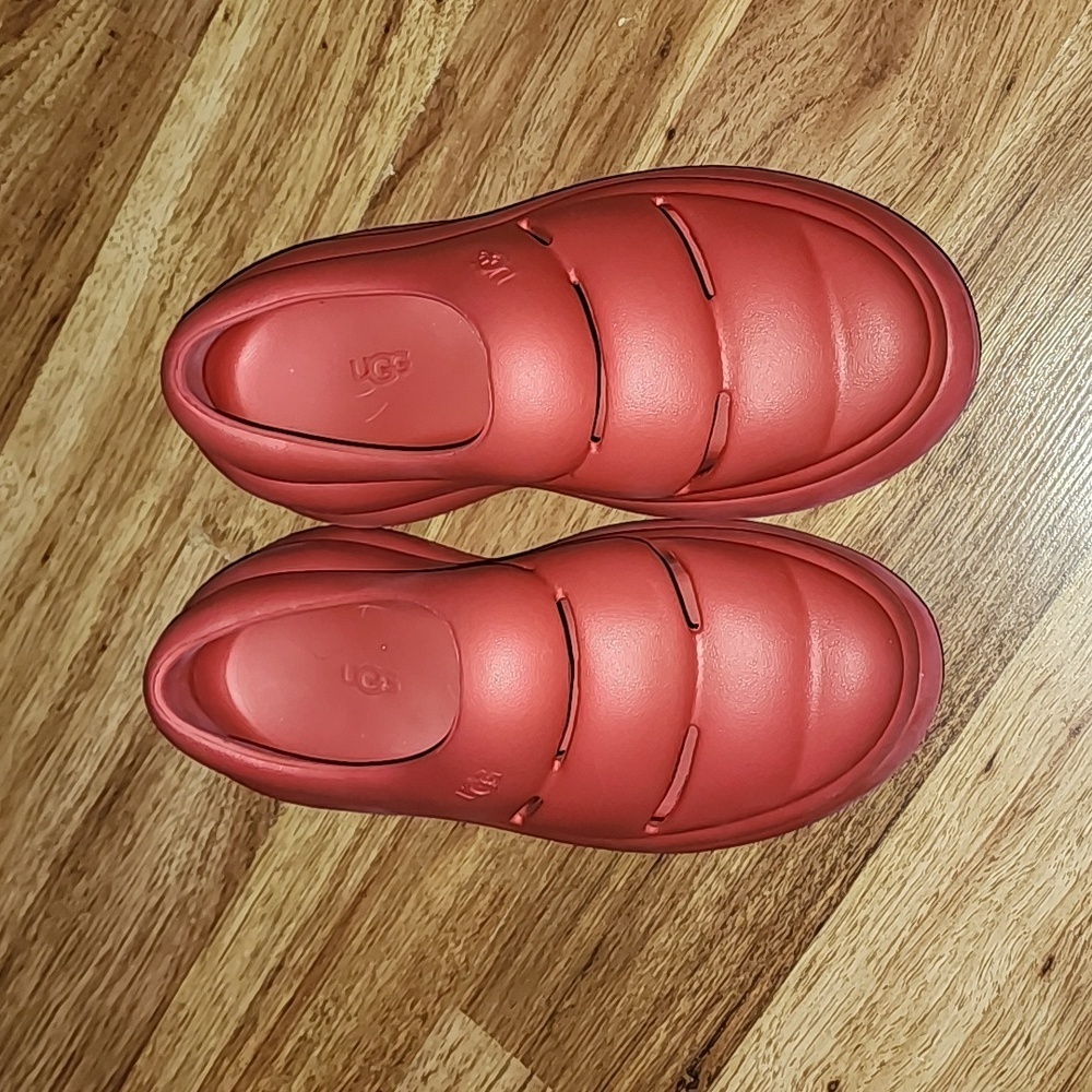 Ugg Sport Yeah Clog - Picture 2 of 6